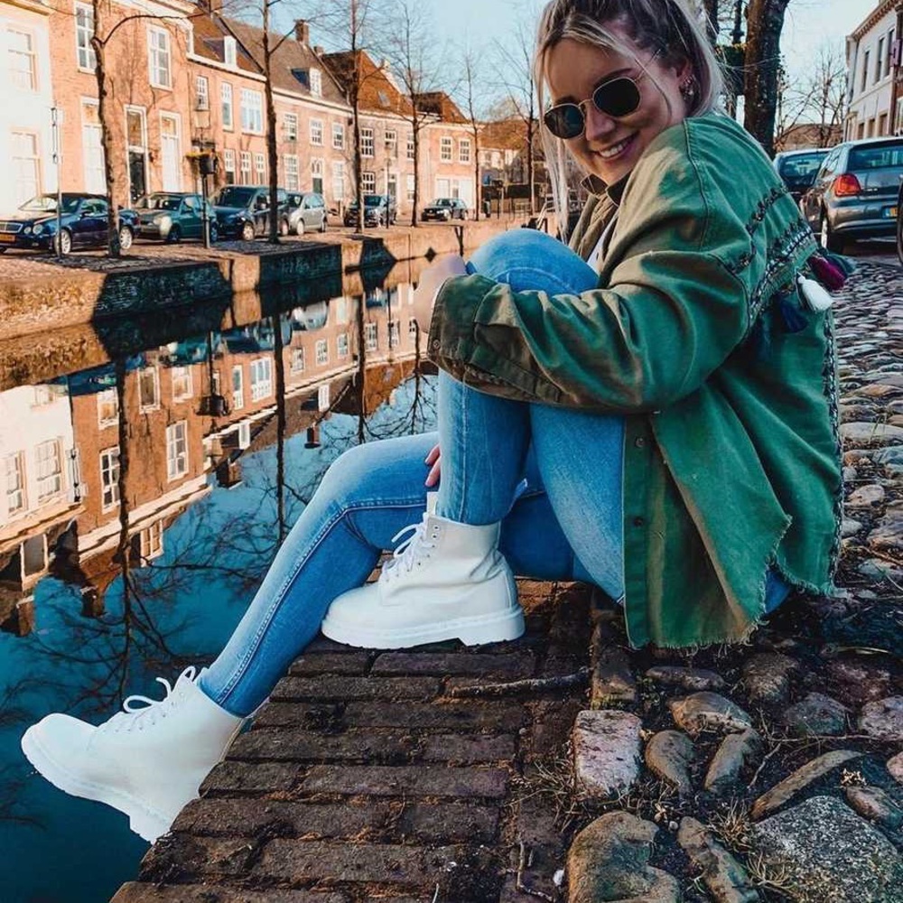 Dr Martens Women